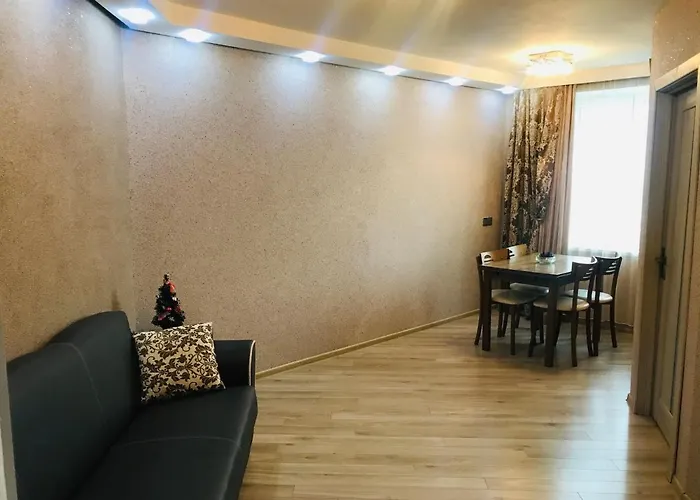 Boulevard Apartment With Sea View